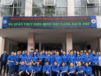 GẮN BIỂN CÔNG TRÌNH THANH NIÊN VƯỜN THUỐC NAM VÀ RA QUÂN CHĂM SÓC CÂY CẢNH TRONG KHUÔN VIÊN BỆNH VIỆN