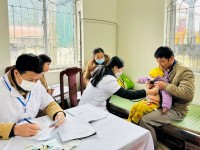 Hỗ trợ hoạt động khám sức khỏe định kỳ cho trẻ em dưới 24 tháng tuổi tại xã Đức Hồng