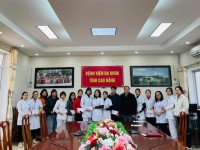 Hội chữ thập đỏ tặng quà hội viên có hoàn cảnh khó khăn nhân dịp Tết Nguyên Đán Ất Tỵ