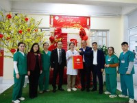 Ủy ban MTTQ Việt Nam tỉnh Cao Bằng đã đến thăm, chúc Tết khoa Cấp cứu - Đơn vị đột quỵ