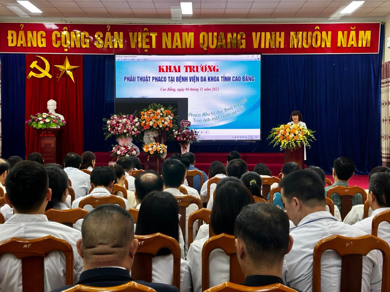 Phát biểu khai mạc