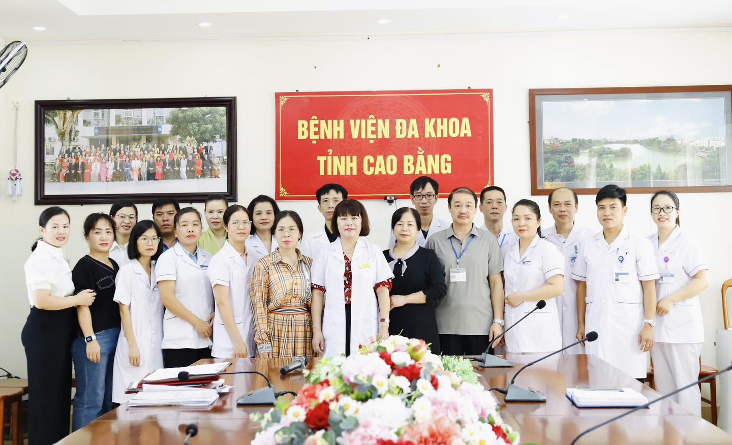 Bệnh viện đa khoa tỉnh Cao Bằng bổ nhiệm mới, bổ nhiệm lại và điều động bổ nhiệm 17 viên chức quản lý.