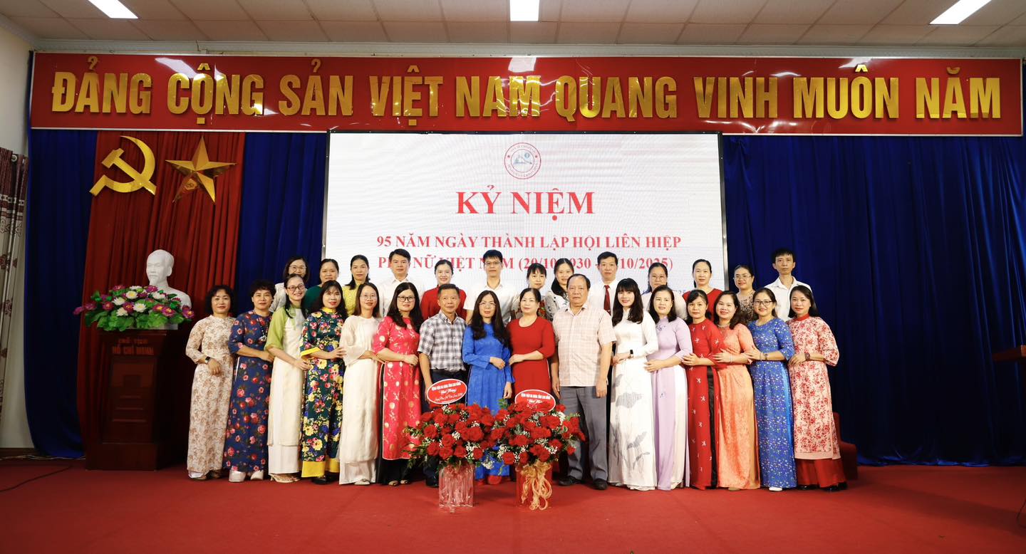 Bệnh viện đa khoa tỉnh Cao Bằng: Tôn vinh 95 năm Phụ nữ Việt Nam (20/10/1930 - 20/10/2025) Khẳng định dấu ấn "Áo Blouse Trắng".