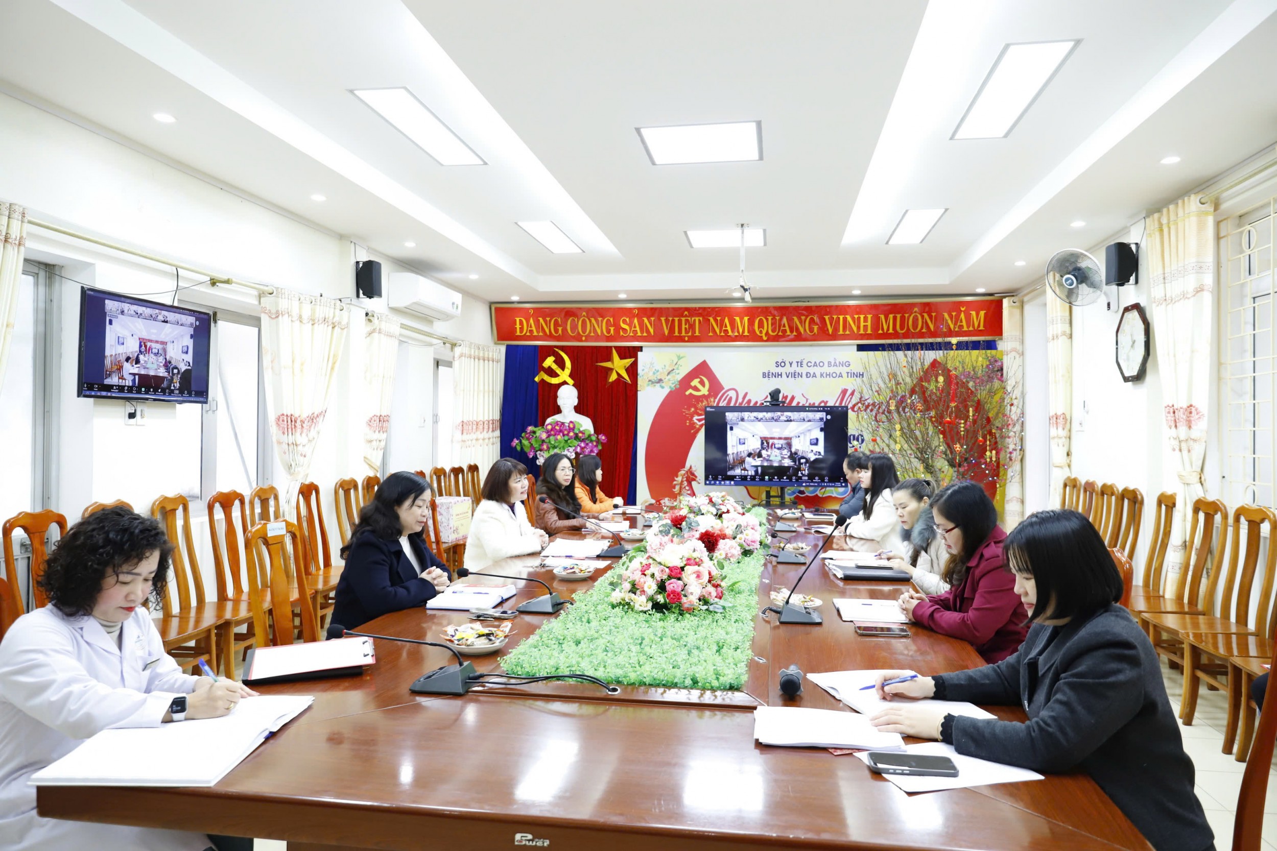 BỆNH VIỆN ĐA KHOA TỈNH CAO BẰNG NGHIÊM TÚC THỰC HIỆN QUY ĐỊNH VỀ TẶNG QUÀ, NHẬN QUÀ TẶNG TRONG DỊP TẾT NGUYÊN ĐÁN BÍNH NGỌ NĂM 2026